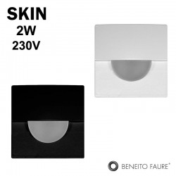 BENEITO SKIN - Encastré mural carré blanc ou noir